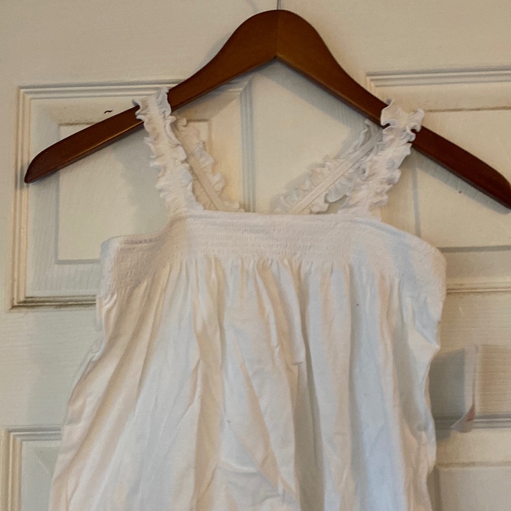 New with tags.  Bailey Lane girls top
